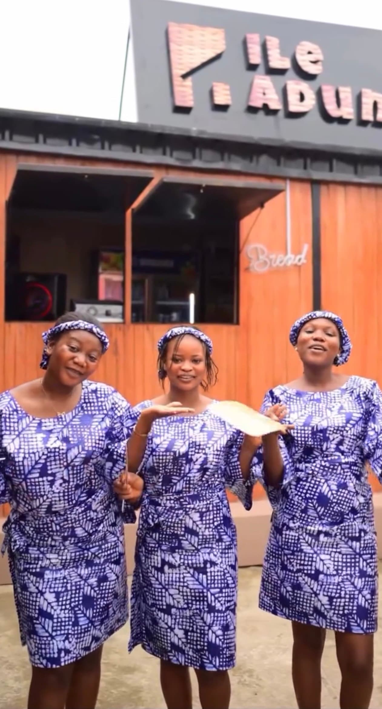 Île Adun restaurant